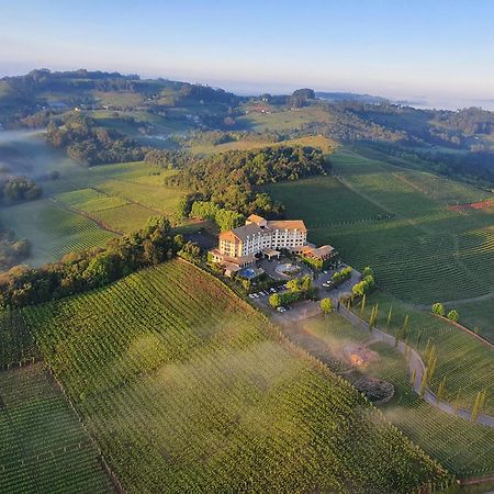 Spa Do Vinho Condominio Vitivinicola Bento Gonçalves Exteriér fotografie Aerial view of the winery