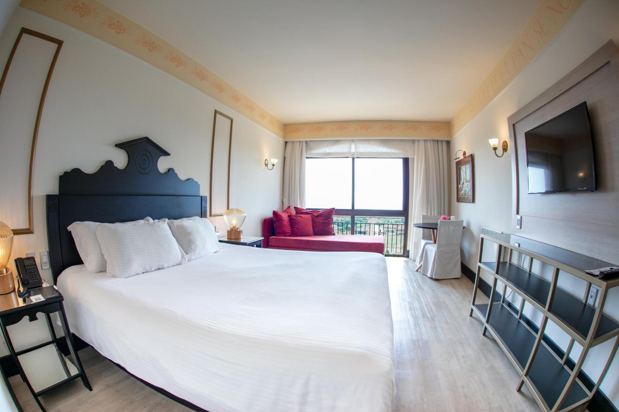 Spa Do Vinho Condominio Vitivinicola Bento Gonçalves Exteriér fotografie A room at the hotel