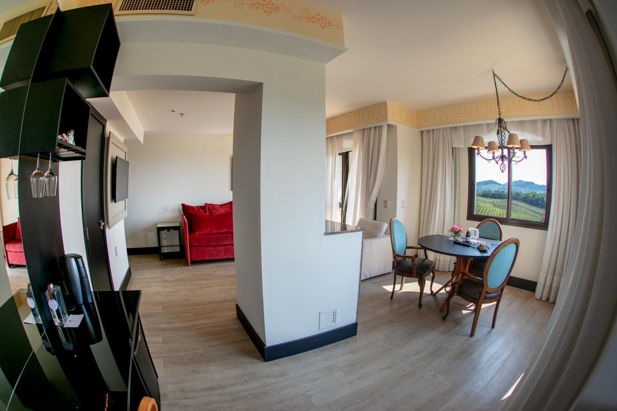 Spa Do Vinho Condominio Vitivinicola Bento Gonçalves Exteriér fotografie A suite at the hotel